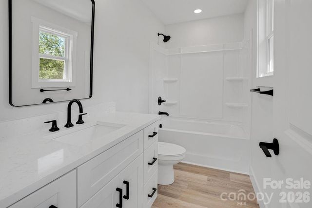 1402 N Modena Street, Gastonia, NC 28054