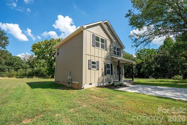 1402 N Modena Street, Gastonia, NC 28054