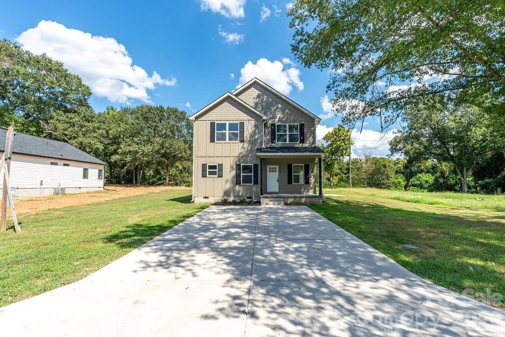 1402 N Modena Street, Gastonia, NC 28054