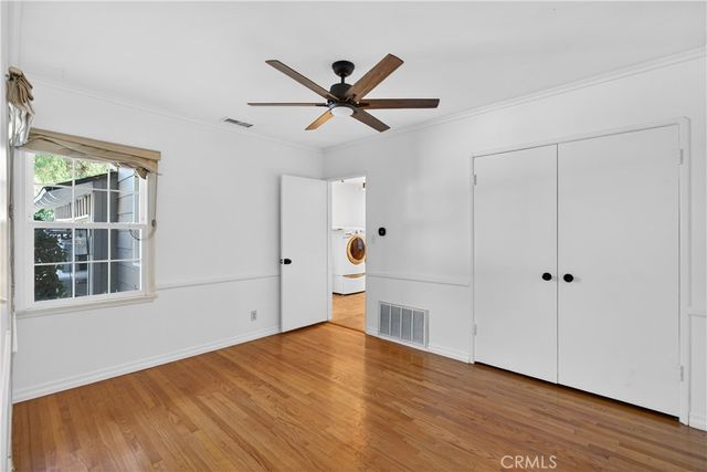 5007 Canoga Avenue, Woodland Hills, CA 91364