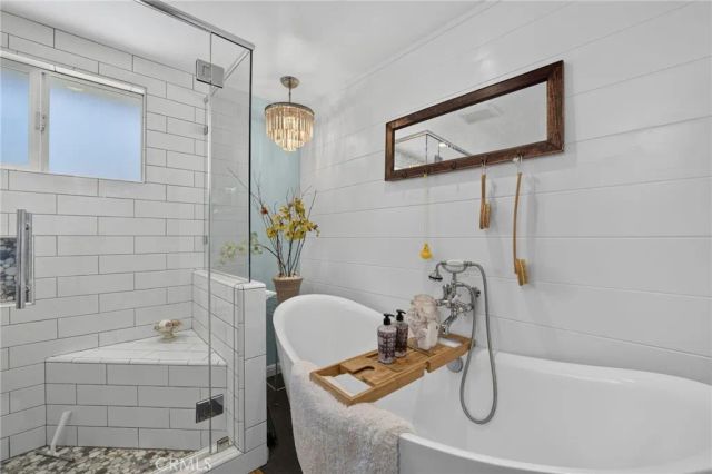 1697 Labrador, Costa Mesa, CA 92626