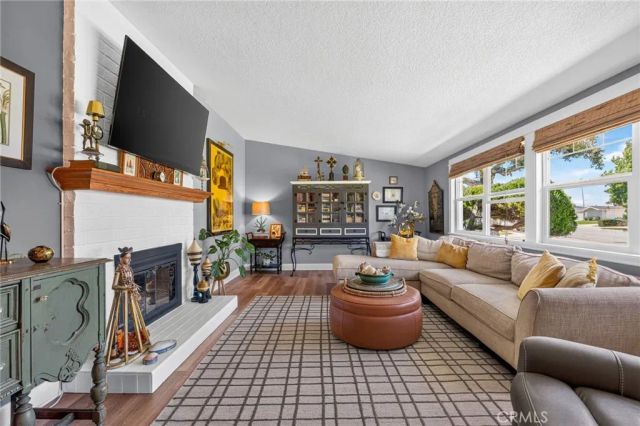 1697 Labrador, Costa Mesa, CA 92626