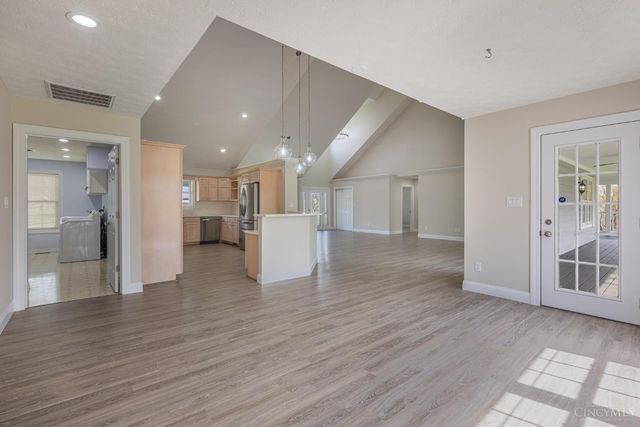 177 Kings Way, Union Twp, OH 45036