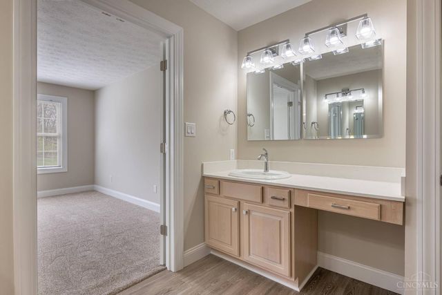 177 Kings Way, Union Twp, OH 45036