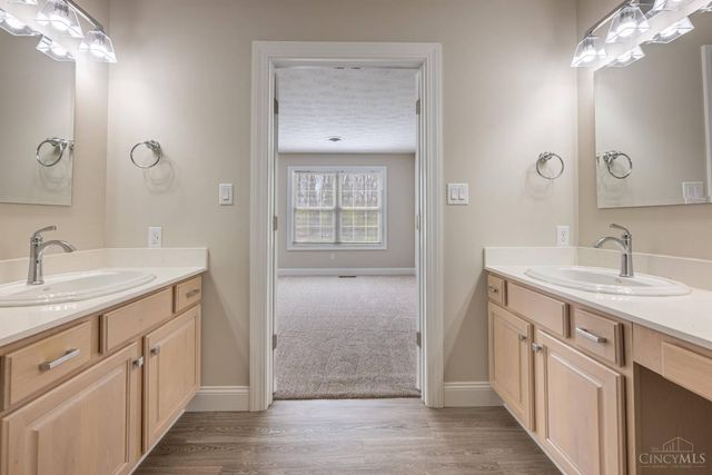 177 Kings Way, Union Twp, OH 45036