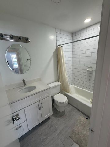 1716 PINE VALLEY DR, Vienna, VA 22182