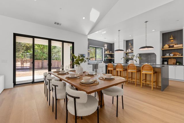 5548 Fetz Ln, Fair Oaks, CA 95628