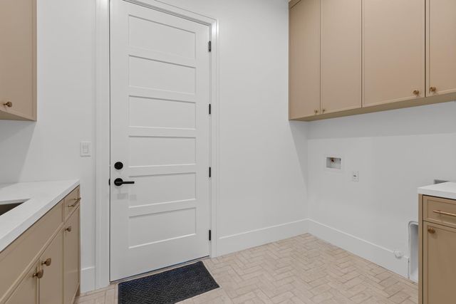 5548 Fetz Ln, Fair Oaks, CA 95628