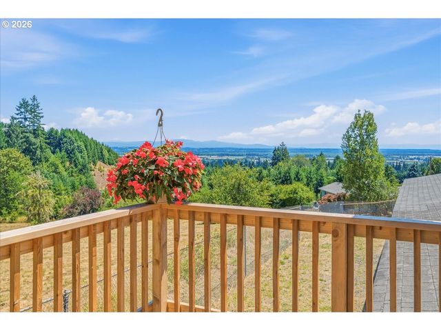 32373 JP WEST Rd, Scappoose, OR 97056