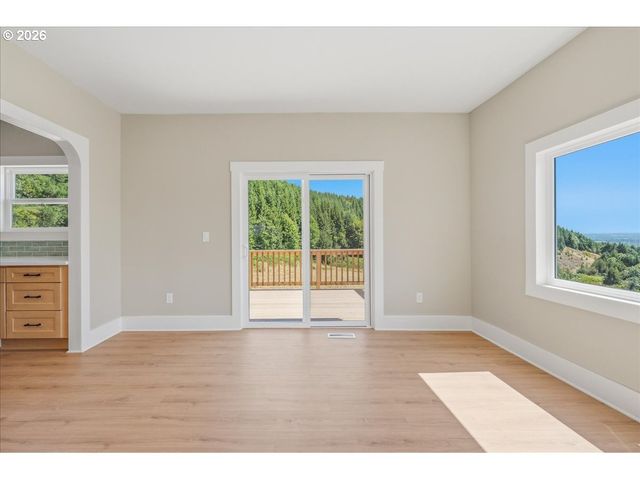 32373 JP WEST Rd, Scappoose, OR 97056