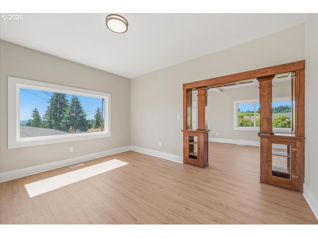 32373 JP WEST Rd, Scappoose, OR 97056