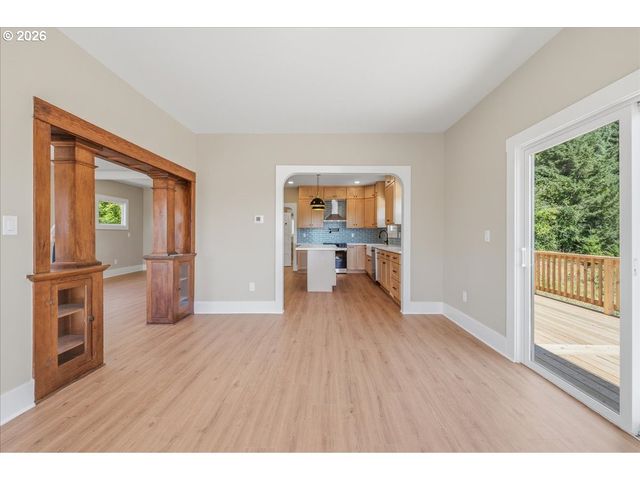 32373 JP WEST Rd, Scappoose, OR 97056