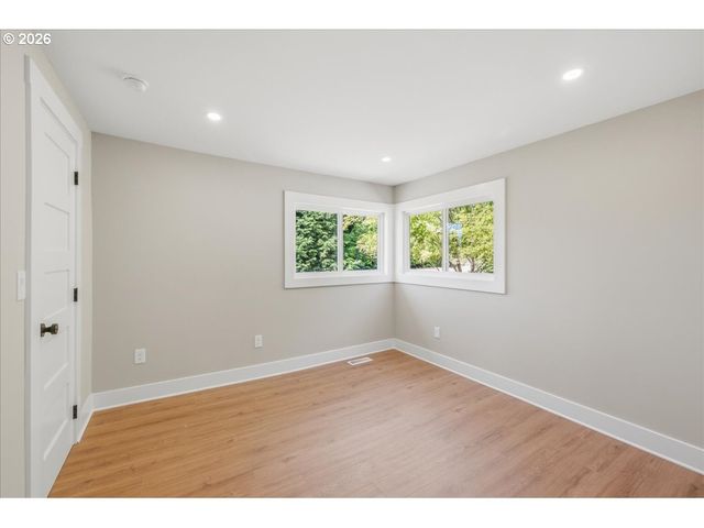 32373 JP WEST Rd, Scappoose, OR 97056