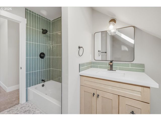 32373 JP WEST Rd, Scappoose, OR 97056