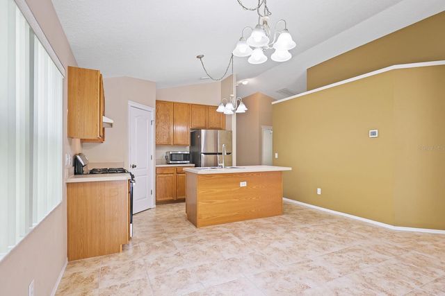 5726 TANAGERLAKE ROAD, Lithia, FL 33547