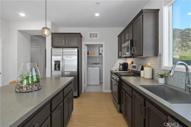 31672 Settlers Road, Winchester, CA 92596