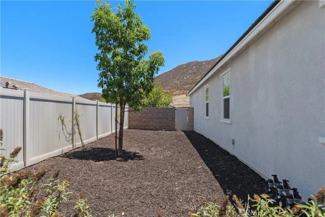 31672 Settlers Road, Winchester, CA 92596
