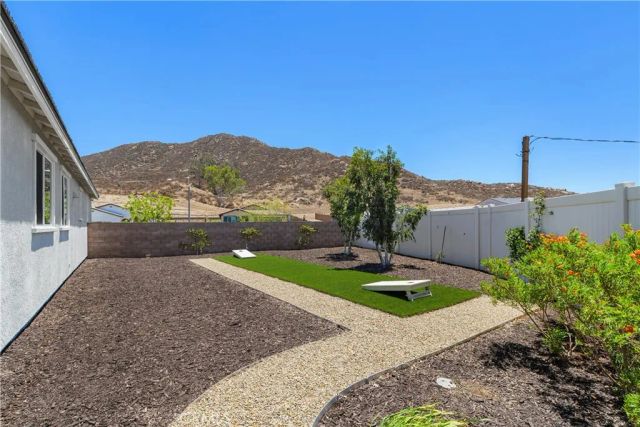 31672 Settlers Road, Winchester, CA 92596