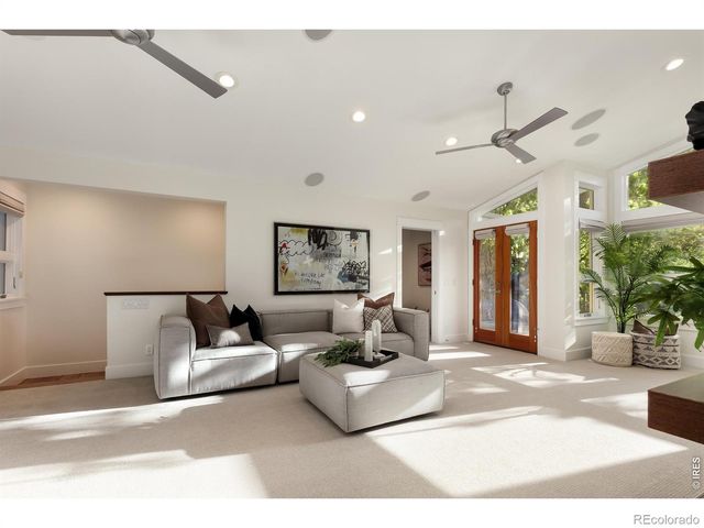 900 6th Street, Boulder, CO 80302