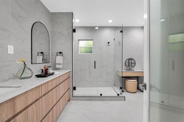 145 Bal Bay Dr, Bal Harbour, FL 33154