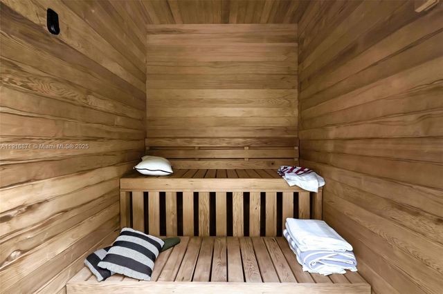 145 Bal Bay Dr, Bal Harbour, FL 33154