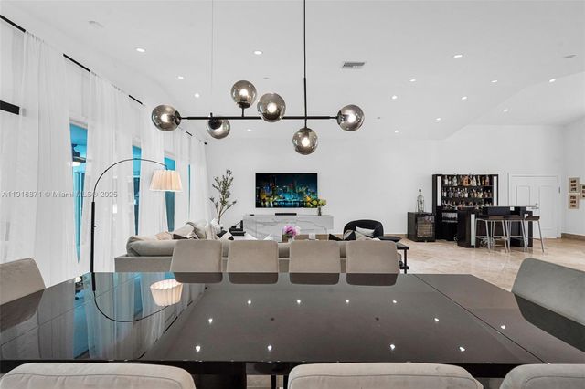 145 Bal Bay Dr, Bal Harbour, FL 33154