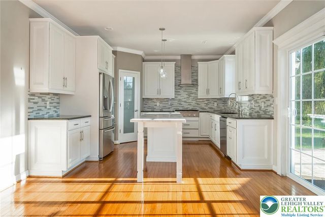 2760 Clark Place, Easton, PA 18040