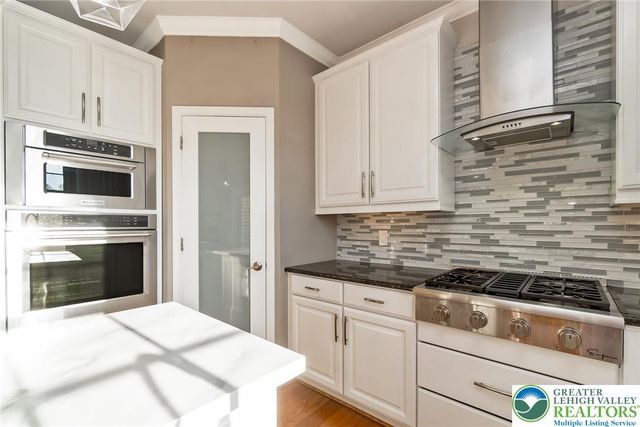 2760 Clark Place, Easton, PA 18040