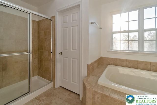 2760 Clark Place, Easton, PA 18040