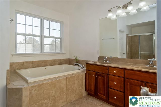 2760 Clark Place, Easton, PA 18040