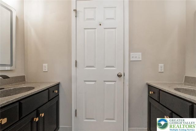 2760 Clark Place, Easton, PA 18040
