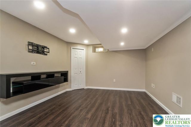 2760 Clark Place, Easton, PA 18040