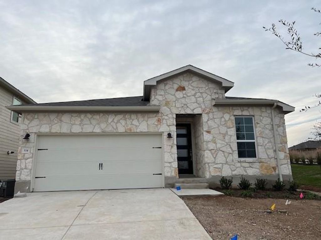 114 Victoria Peak LOOP, Dripping Springs, TX 78620