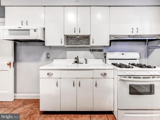 102 LYNDALE AVE, Nottingham, MD 21236