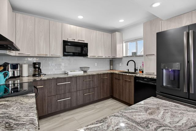 999 N Riverside Drive 2, Pompano Beach, FL 33062