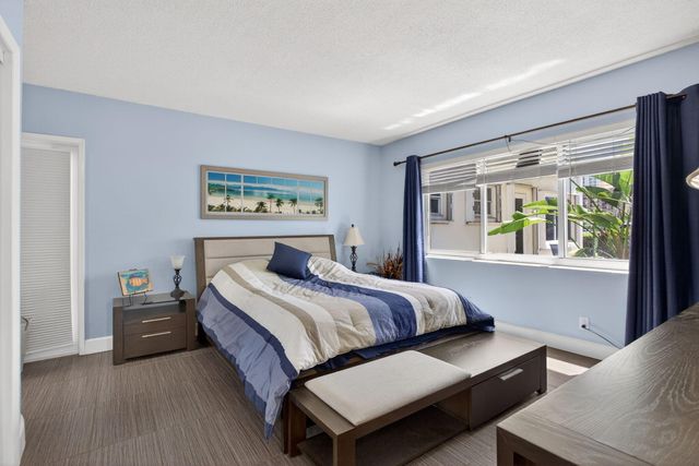 999 N Riverside Drive 2, Pompano Beach, FL 33062