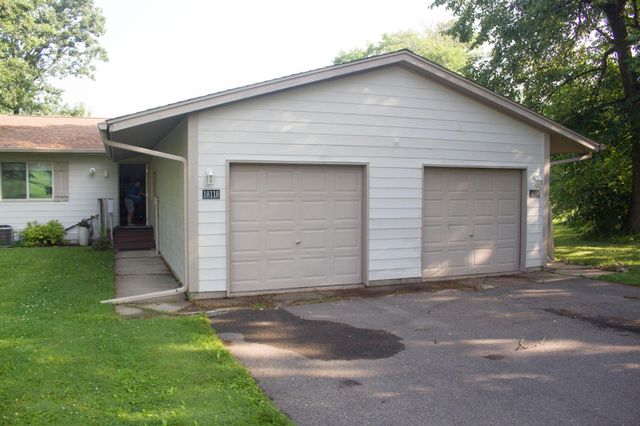 18118 Captive Lake Road, Garrison, MN 56450