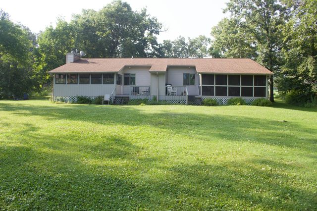 18118 Captive Lake Road, Garrison, MN 56450