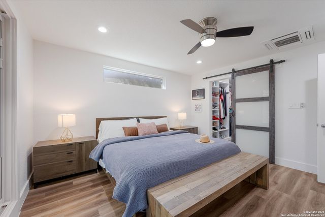 614 LARKWOOD DR, San Antonio, TX 78209