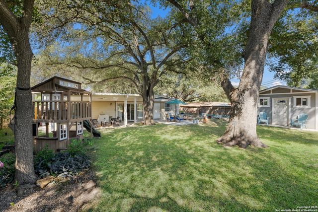 614 LARKWOOD DR, San Antonio, TX 78209