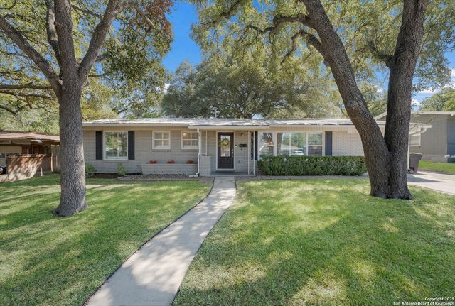 614 LARKWOOD DR, San Antonio, TX 78209