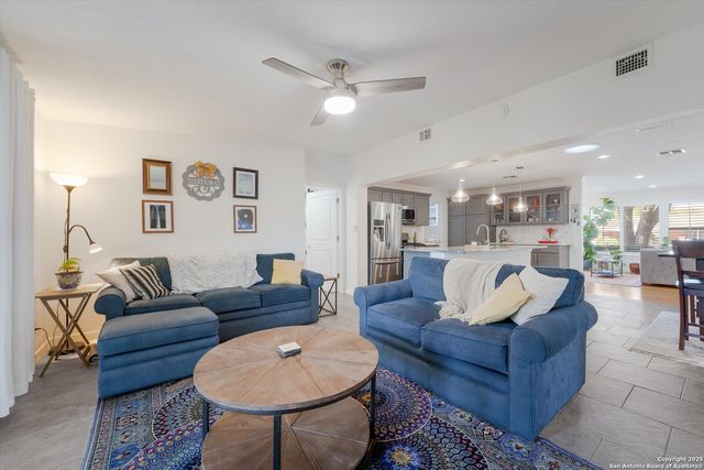 614 LARKWOOD DR, San Antonio, TX 78209