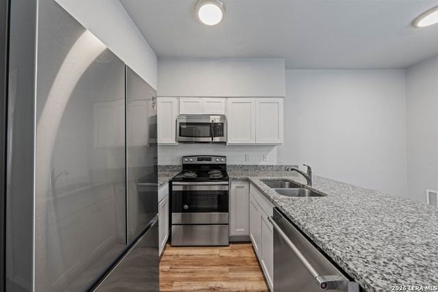 1815 Garys Park Street, San Antonio, TX 78247