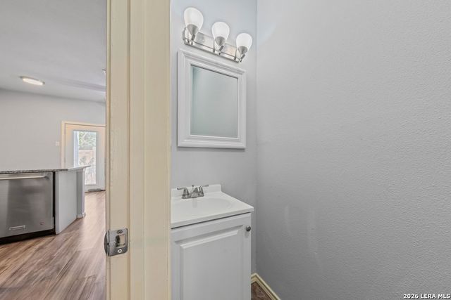 1815 Garys Park Street, San Antonio, TX 78247