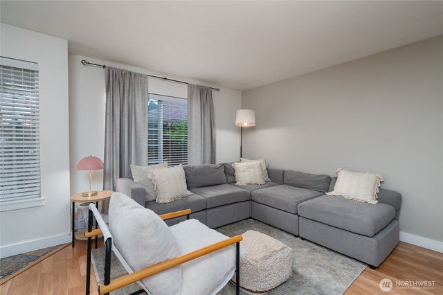 19620 80th Avenue W #K, Edmonds, WA 98026