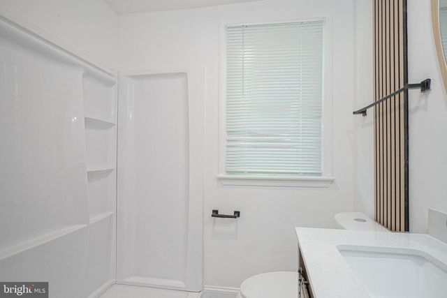 135 LEMMON AVE, Pemberton, NJ 08068