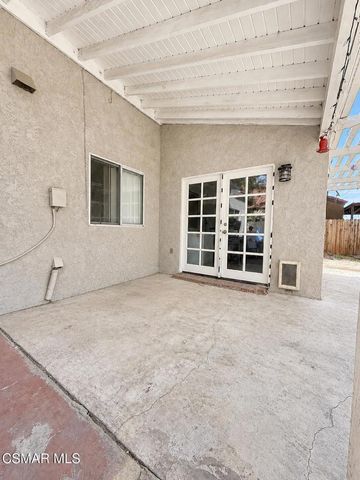 1768 Sierra View Avenue, Lancaster, CA 93535
