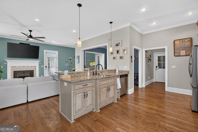 402 Leamington Lane, Macon, GA 31220
