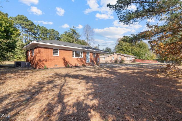 1546 Eloise Street, Fayetteville, NC 28311