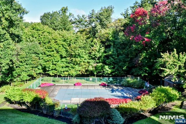 3221 Hilltop Road, Mahwah, NJ 07430